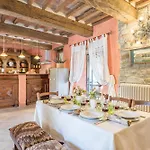 别墅 Podere Le Corone 20, Emma *